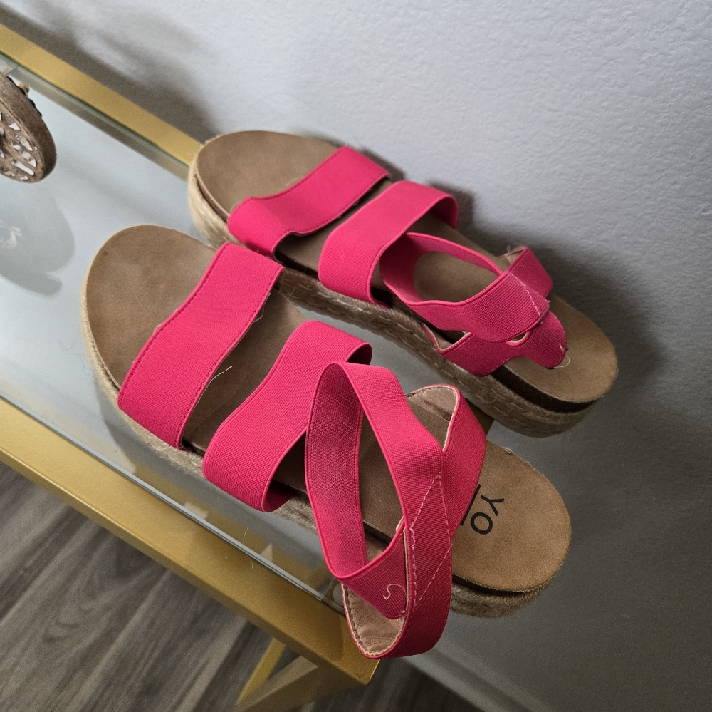 Yoki Women's Pink Platform Sandals with Ankle Strap - Picture 3 of 4